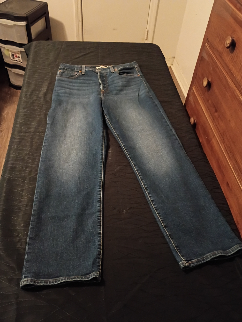 Levi's Relaxed Fit Jeans - Medium Blue Wash